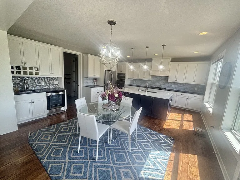 9068 Red Oak Trl — Photo 10