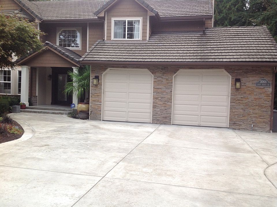 1st image of 3066 125th Ave NE