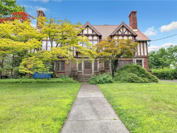 195 Brooklawn Avenue, Bridgeport, CT 06604