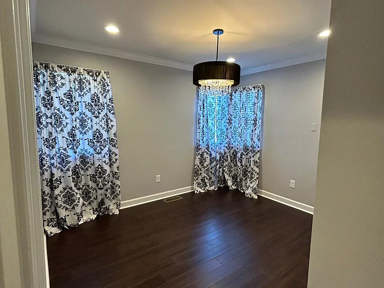 1423 Kathleen Ct — Photo 24