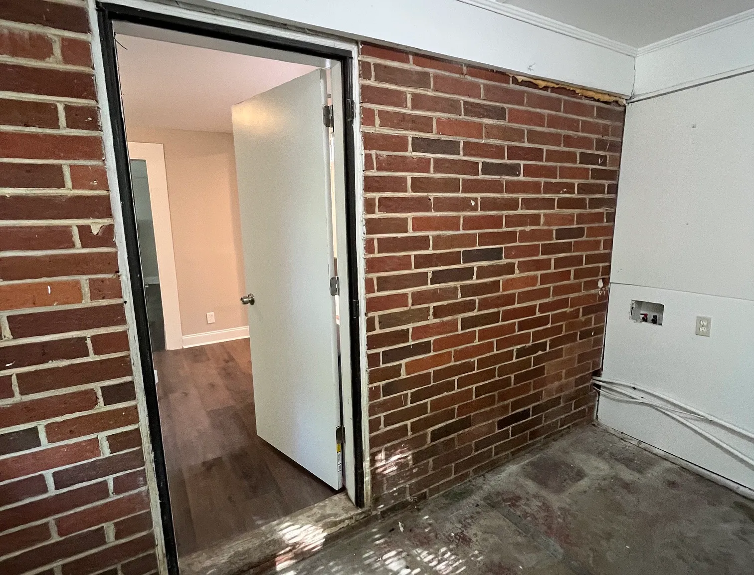 2 bed, 1193 sqft, $1,300 — Photo 4