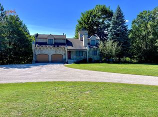4025 Cedar Lake Rd, Traverse City, MI 49685