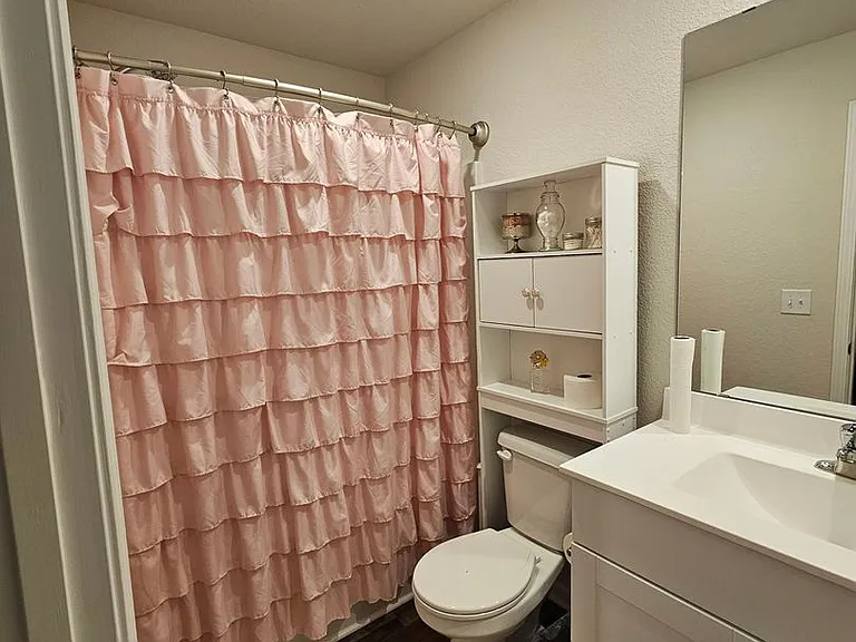 202 Chandler Ct — Photo 12