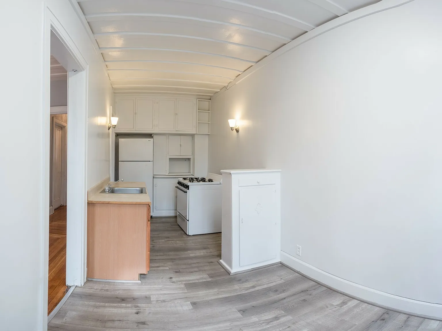 384 Probasco — Photo 4