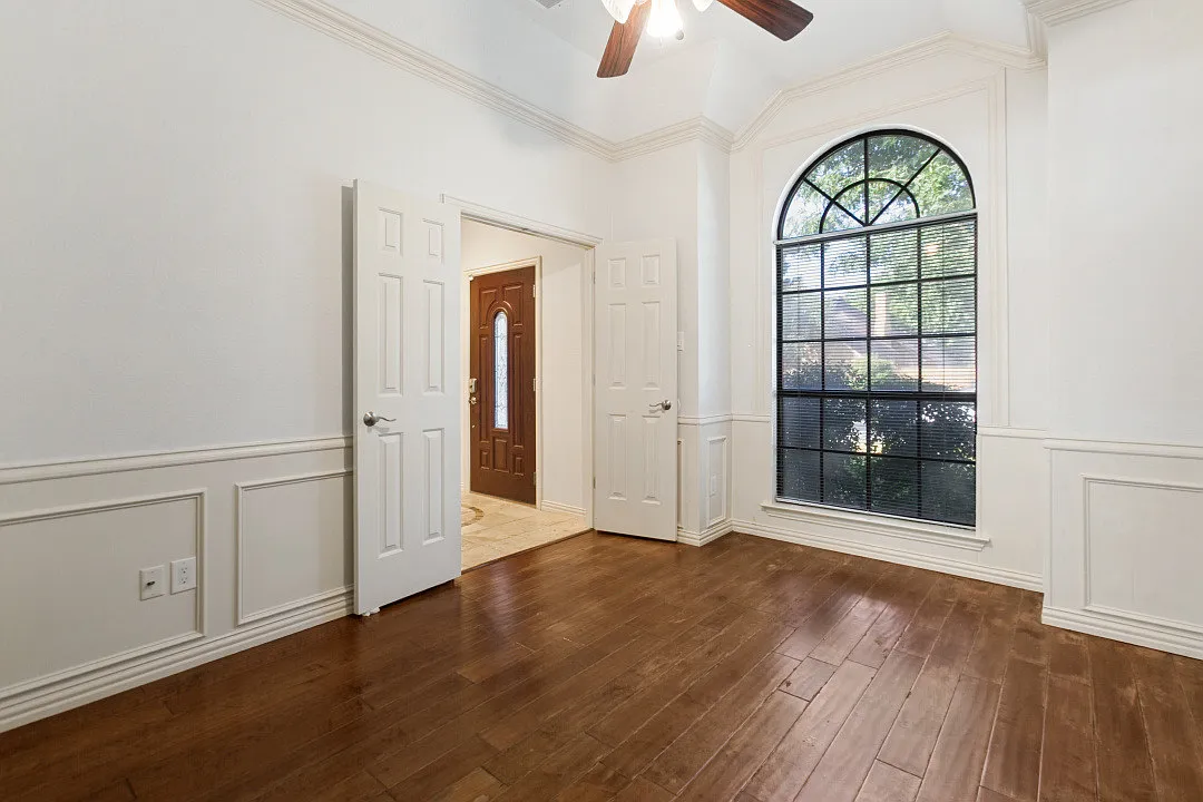 3 bed, 1746 sqft, $2,500 — Photo 2