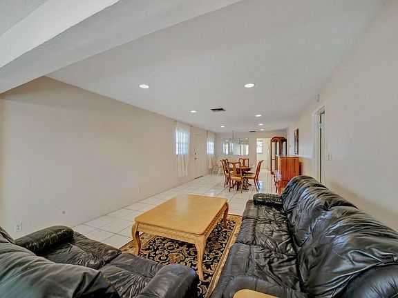 3rd image of 444 Bluebird Ln #444