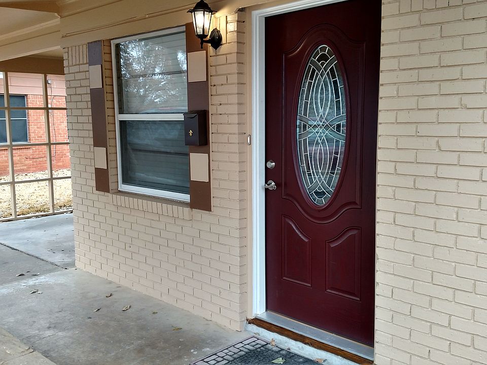 1st image of 1715 Meadowbrook Ln