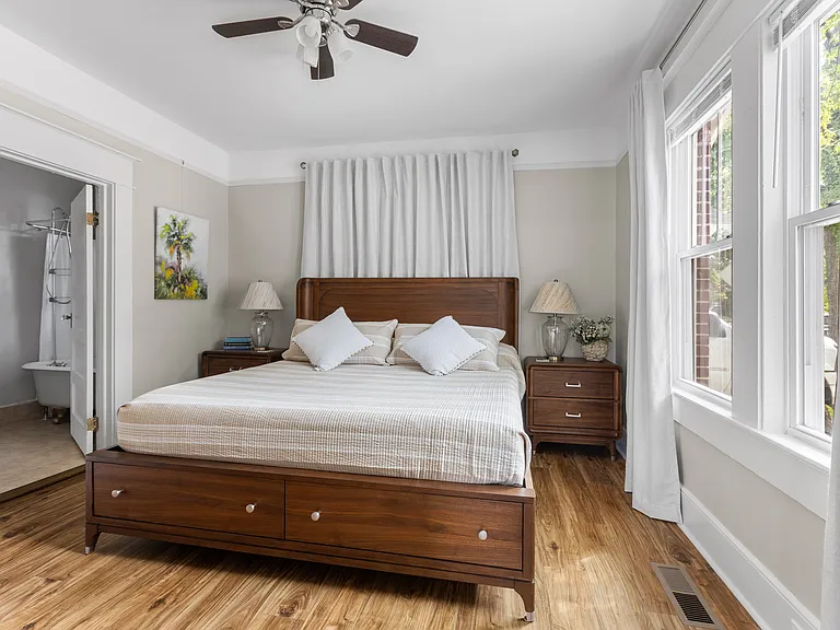 1116 Florence St — Photo 14