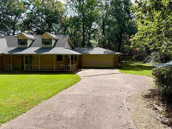 4th image of 3995 Lakewood Dr