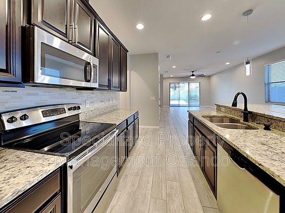 5th image of 5135 Sorrento Blvd W