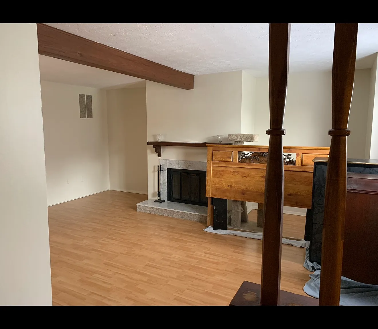 3 bed, 1.5 bath, 1249 sqft, $1,200 — Photo 2