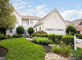 127 Augusta Dr, Moorestown, NJ 08057