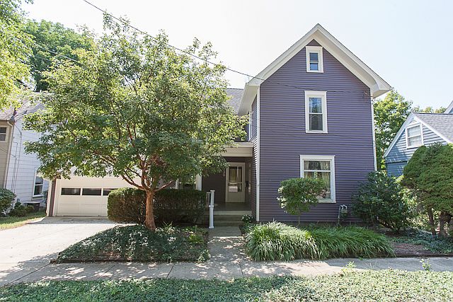 1st image of 135 W Maple St