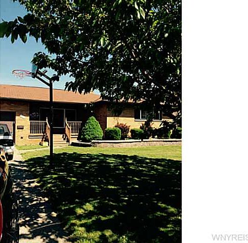 1st image of 71 Gregory Dr