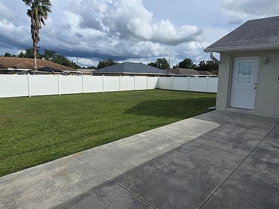 3rd image of 10421 SE 67th Ter