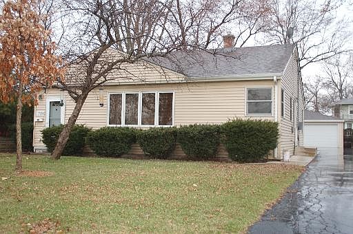 1st image of 17124 S 67th Ct