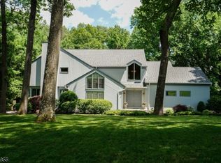 100 Linden Dr, Basking Ridge, NJ 07920