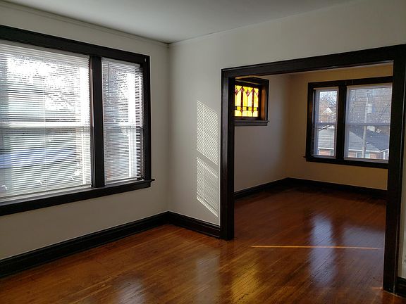 3rd image of 2246 Blendon Pl APT 2S