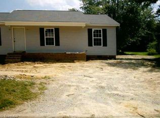 104 Charles St, High Point, NC 27260