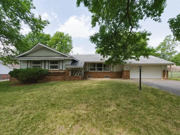 931 N Valleyview St, Wichita, KS 67212