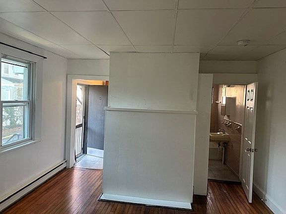 2nd image of 12 Maryland Ave APT D