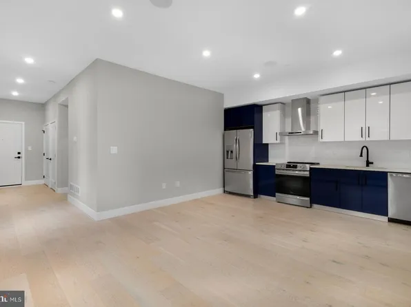 1343 Fitzwater St, Philadelphia, PA