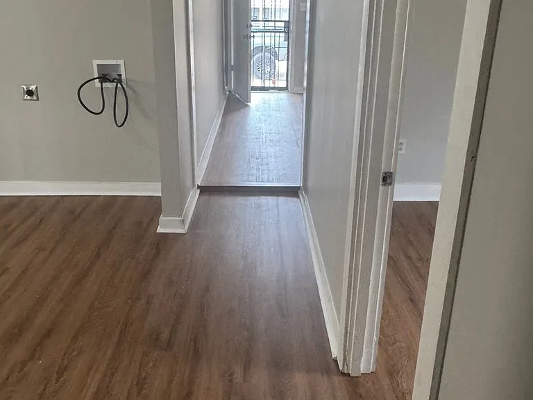 694 Hamilton St — Photo 8
