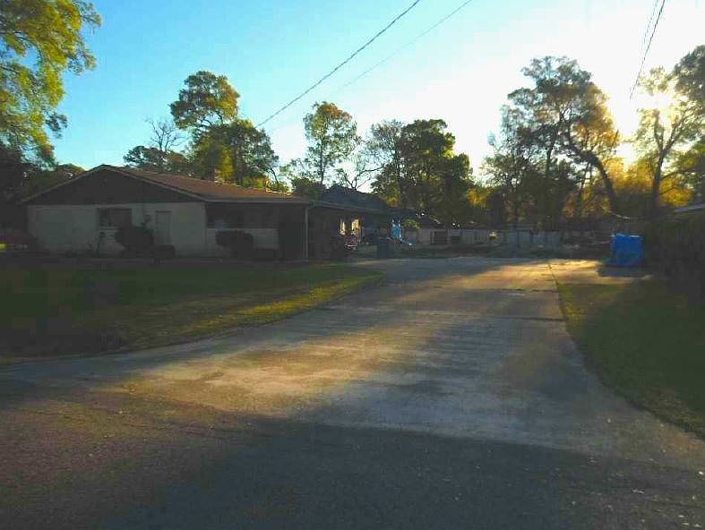 2nd image of 7555 Forest Park Dr