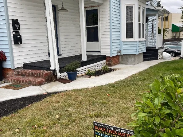 123 East St #2, North Attleboro, MA 02760