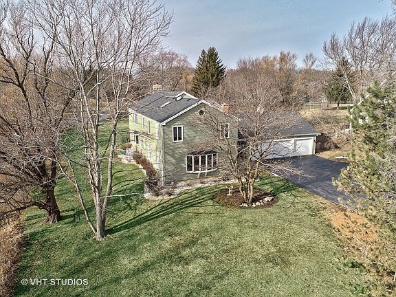 3rd image of 21384 W Lakeview Pkwy