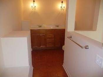 1st image of 23W600 Woodworth Pl