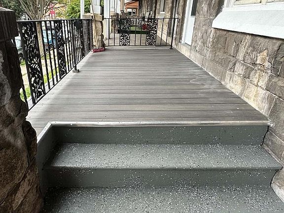 4th image of 421 N 12th St