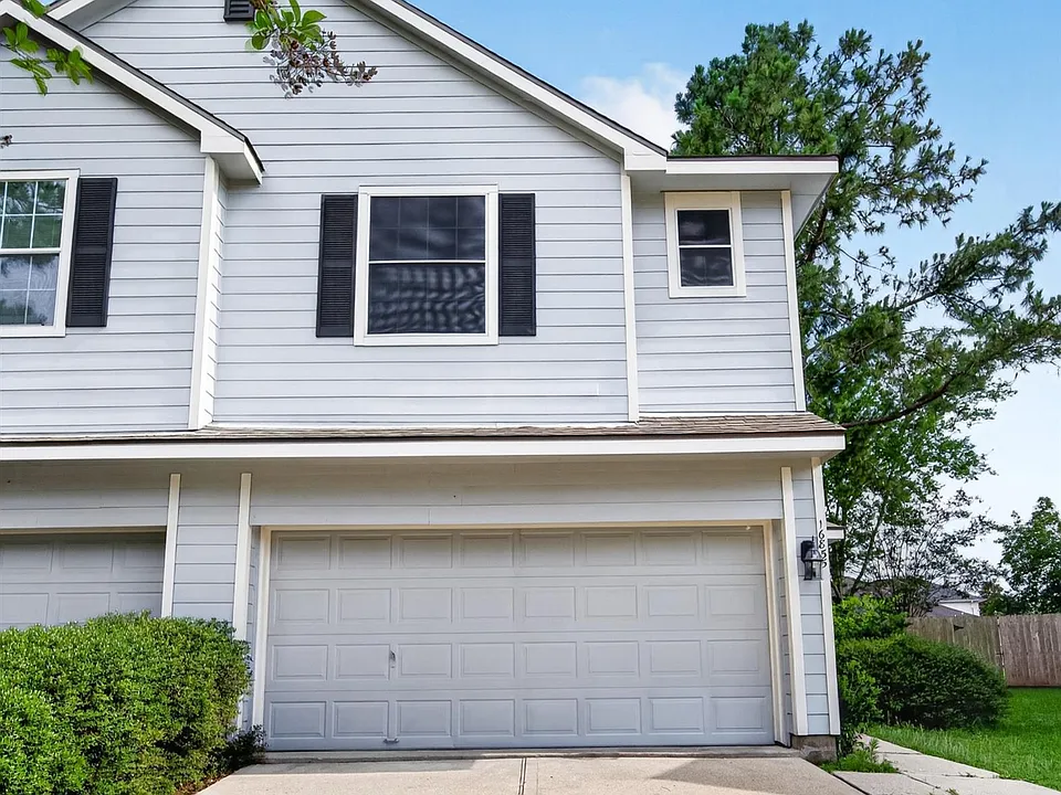 16855 Carrollton Creek Ln