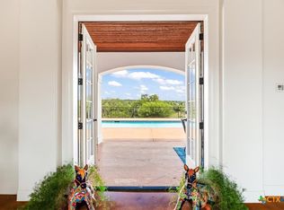 230 Dry Bear Crk, New Braunfels, TX 78132