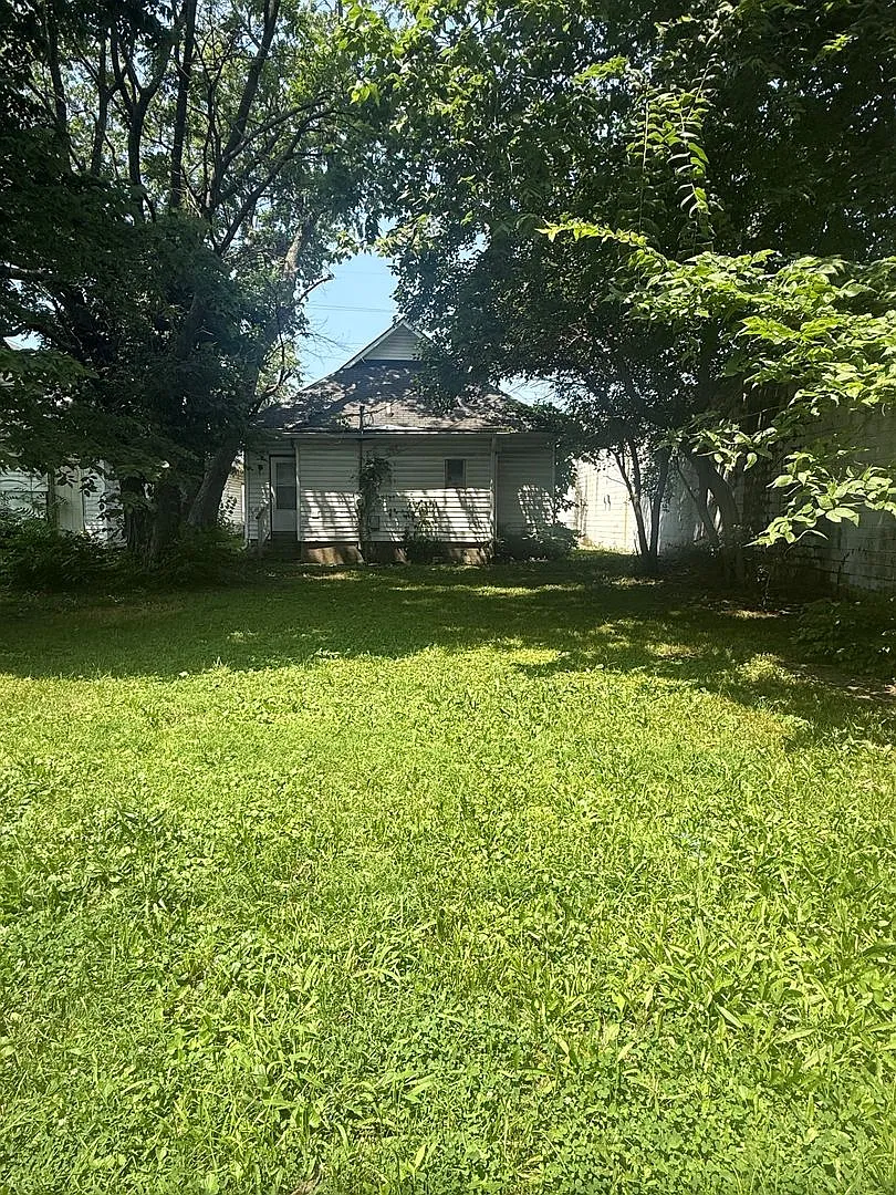 $1725Mth-Spacious 3 BDRM home — Photo 2