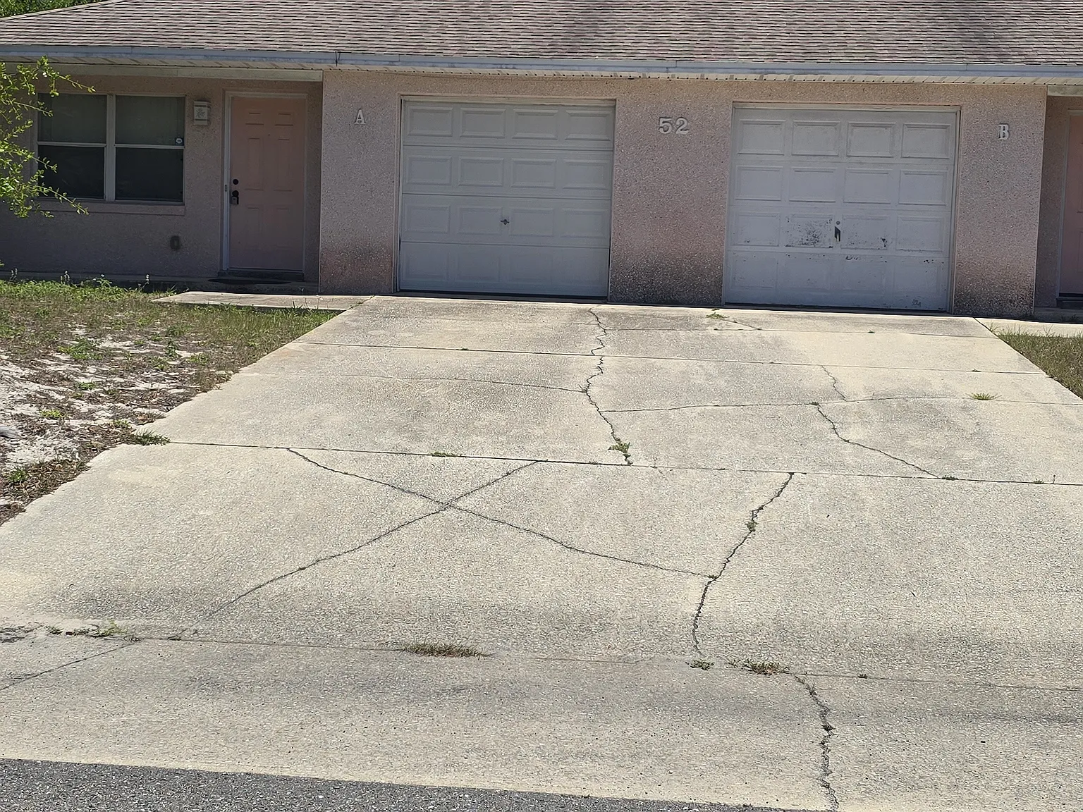 2 bed, 1181 sqft, $1,900 — Photo 1
