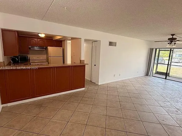 5855 Washington St APT 91, Hollywood, FL 33023
