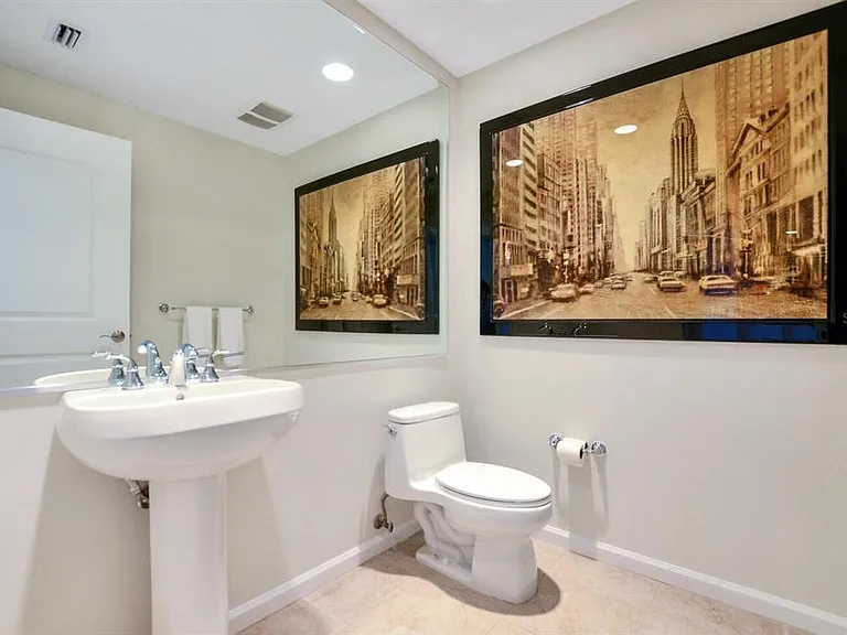 5823 Bowen Daniel Dr #802 — Photo 32