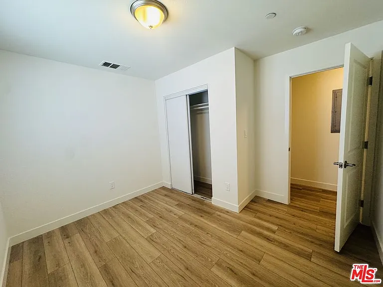 5919 Denver Ave #5919 — Photo 16
