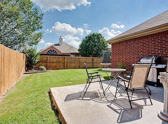 2nd image of 3104 Fox Hollow Dr