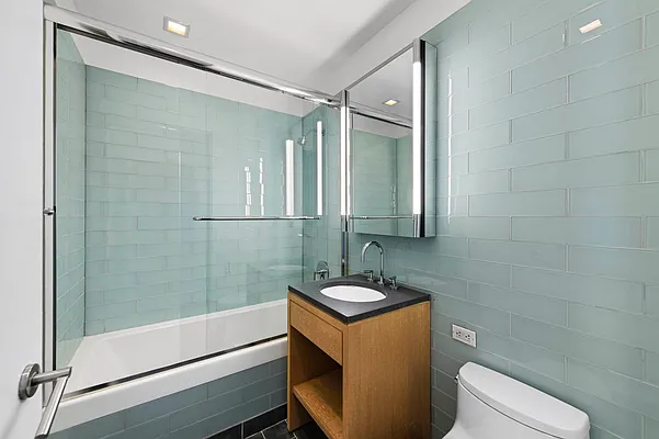 Rented by Manhattan Spaces | media 14