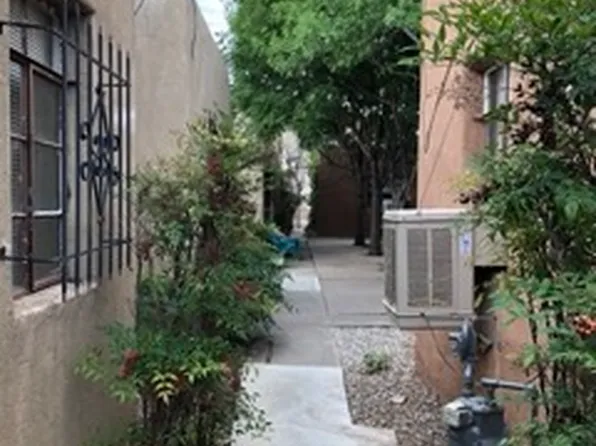 Classic 2 Bedroom Apt w/ Washer / Dryer in Great Downtown Complex!, 800 Kent Ave NW #4, Albuquerque, NM 87102