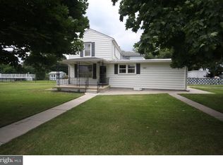 1032 E Broad St, Burlington, NJ 08016
