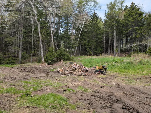 752 Hendricks Hill Road, Southport, ME 04576