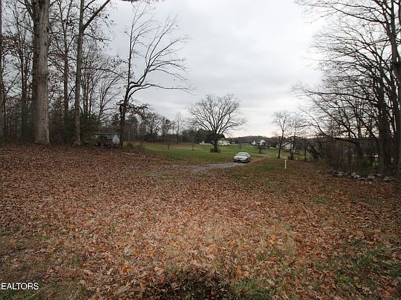 5th image of 132 Walton Way
