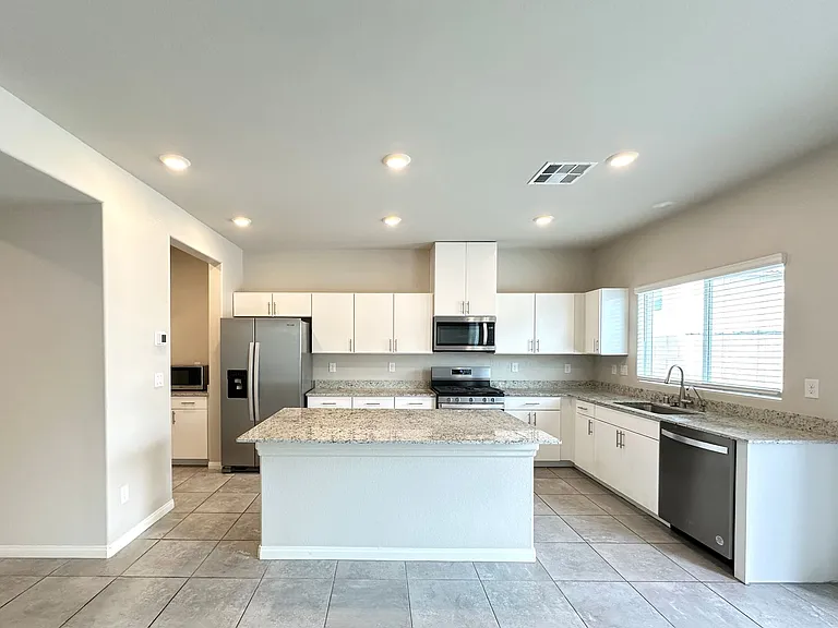 7508 Pink Mimosa Ave — Photo 9