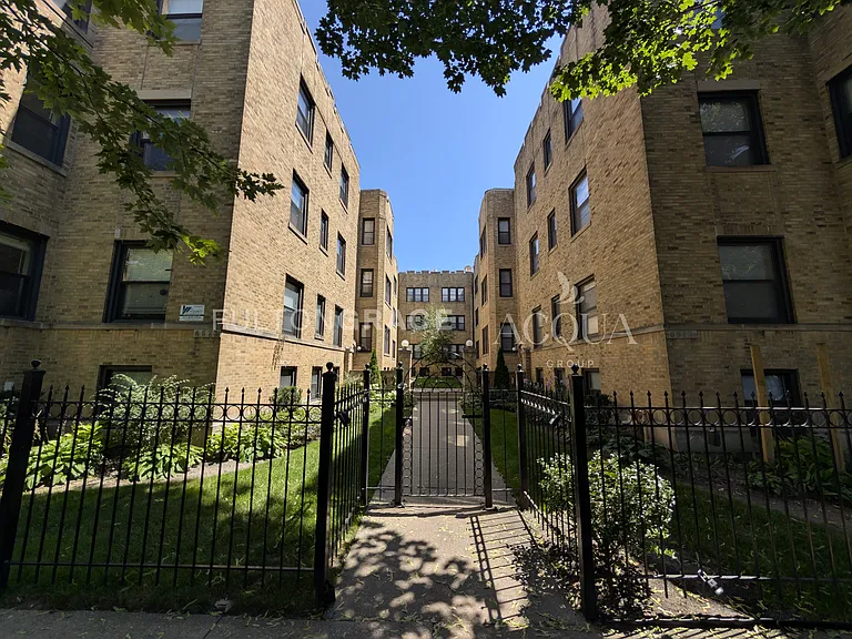 6521 N Newgard Ave #O2E — Photo 15