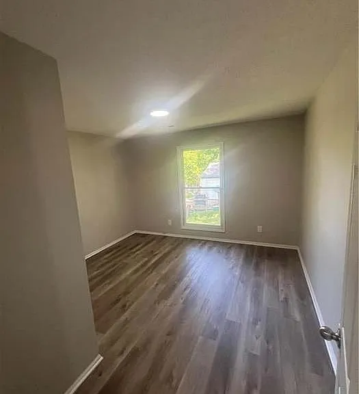 502 N Independence St #A — Photo 3