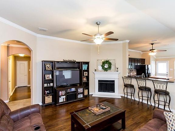 4th image of 4005 Meramac Dr