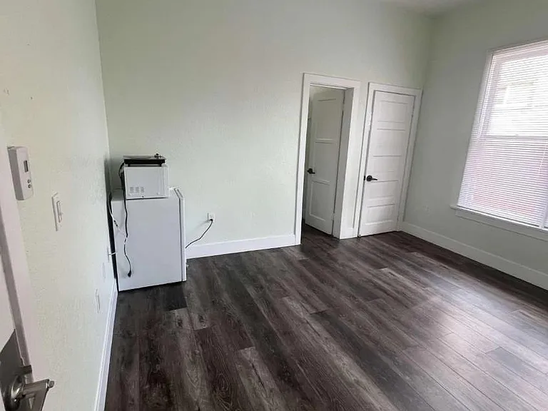 732 E Santa Clara St #35 — Photo 5